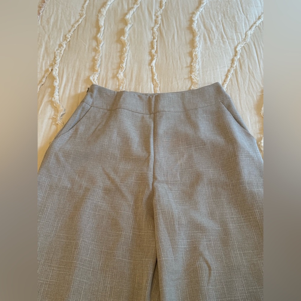 🆕 NWT MISSGUIDED Wide Leg Side-Zip Cropped Trouser • Gray • XS - Picture 7 of 16